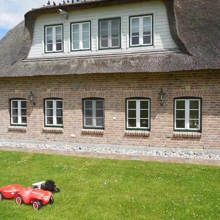 Ferienhaus In Mit Garten, Whirlpool Und Terrasse *